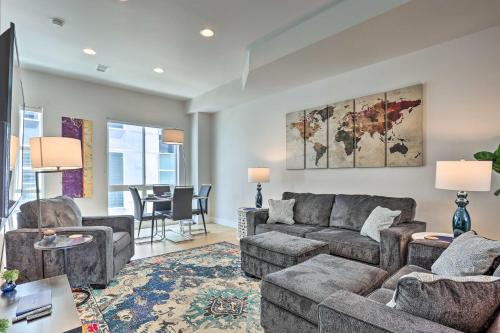 Trendy Denver Townhome - Walk to Mile High Stadium in Denver, USA