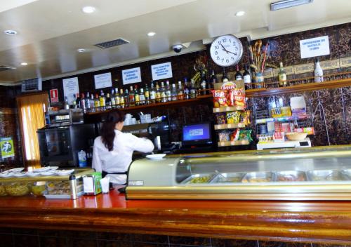 Hotel Can-Vic - image 6