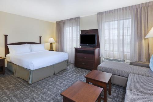 Staybridge Suites Lansing-Okemos, an IHG Hotel