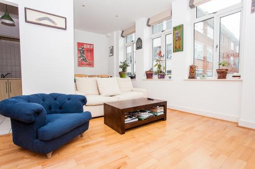 1 Bedroom Apartment In Farringdon, , London