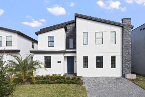 2927 Disney Lakeview Paradise 9Br-5Bath at Storey Lake - image 8