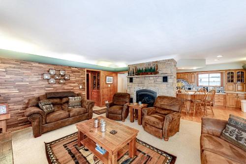 Bayside Secret - image 8