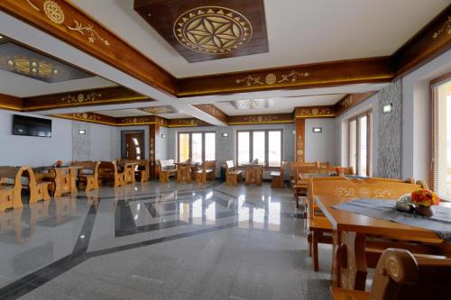 Restoran, Dom Wczasowy Na Szczycie in Ząb