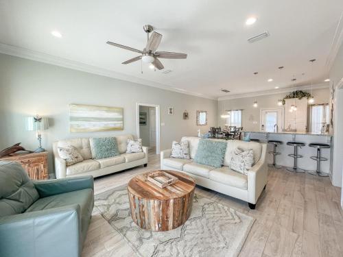 059 Dauphin Tale home - main image