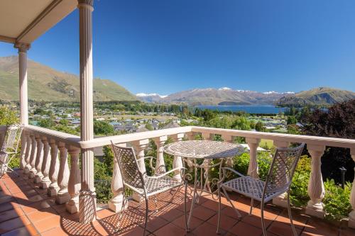 The Manor by Sotheby's Luxury Rental Homes - image 3