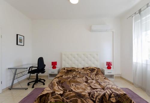 Two-Bedroom Apartment image 3