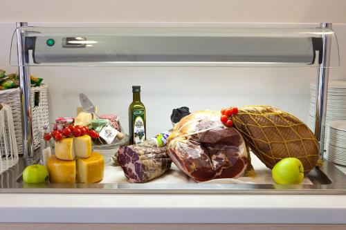 Holiday Inn Express Reggio Emilia - image 7