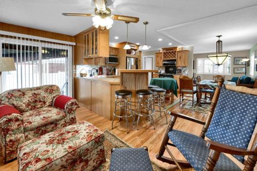 Millcreek - Brickyard Bungalow - image 5