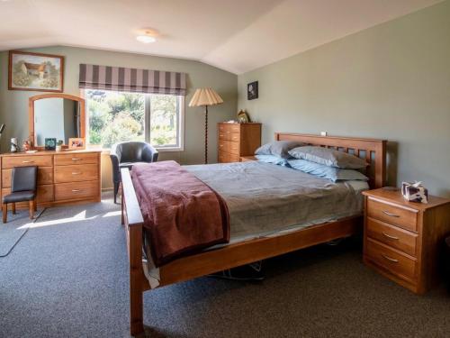 Bay Bliss - Akaroa Holiday Home