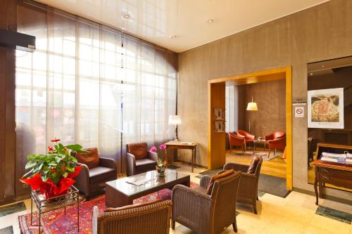 Фойє, Hotel Du Nord in Безансон