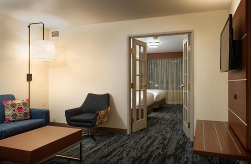 Holiday Inn Express & Suites Wausau, an IHG Hotel