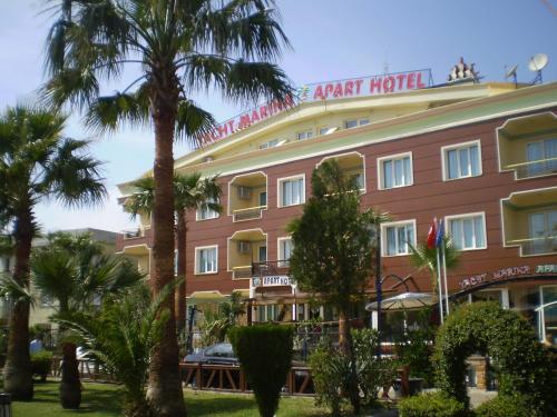 Blue Yacht Marina Apart Hotel - 출입구