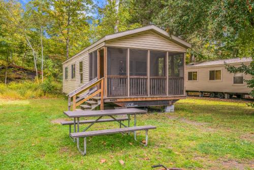 Rondout Valley Camping Resort Deluxe Park Model 11 thumb 3