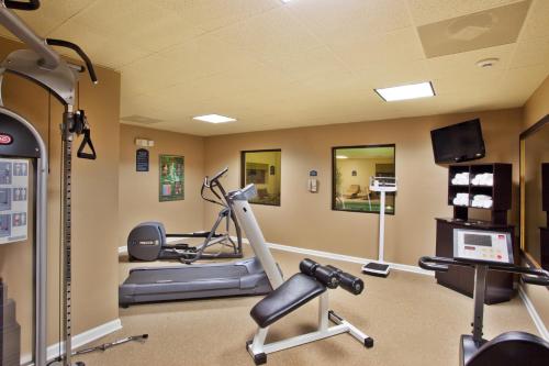 Holiday Inn Express Hotel & Suites - Atlanta/Emory University Area, an IHG Hotel