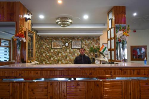 Előcsarnok, Manali Valley Resort in Baror