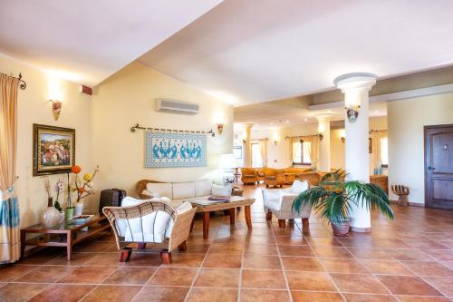 ردهة, Hotel Costa Caddu in La Padula Sicca