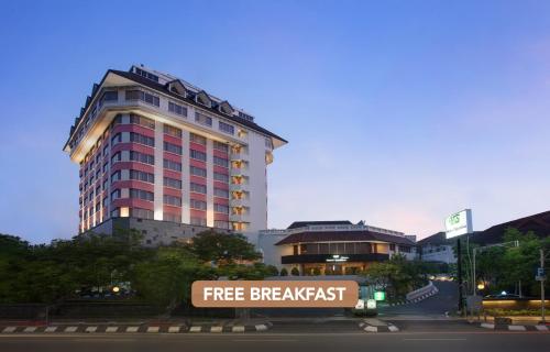 Hotel Santika Premiere Semarang