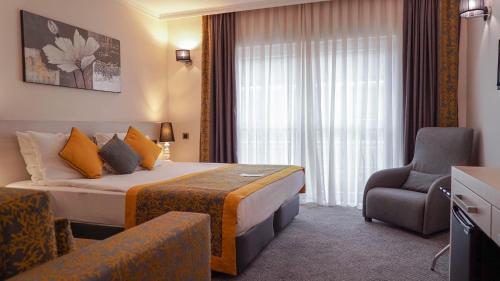 Koza Suite Hotel - image 2