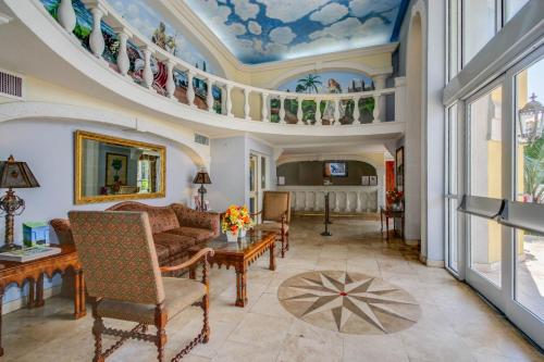 Hosteeva Beachfront Condo With Private Balcony - image 3