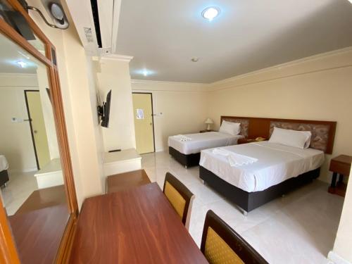 room detail thumbnail 0