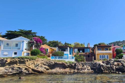 LE CABANON POUR 6 PERSONNES - CARQUEIRANNE gîte à louer Les Salettes