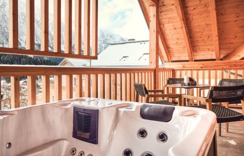 die Tauplitz Lodges - Alm Lodge A10 by AA Holiday Homes photo 4