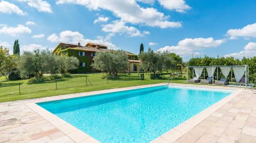 Six-Bedroom Villa
