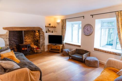 Court Cottage - image 6