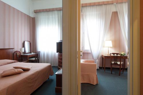 Hotel Esplanade - main image
