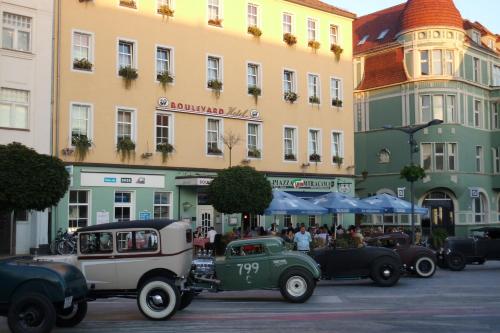 Boulevardhotel Sängerstadt - alle Zimmer klimatisiert - Hotel - Finsterwalde