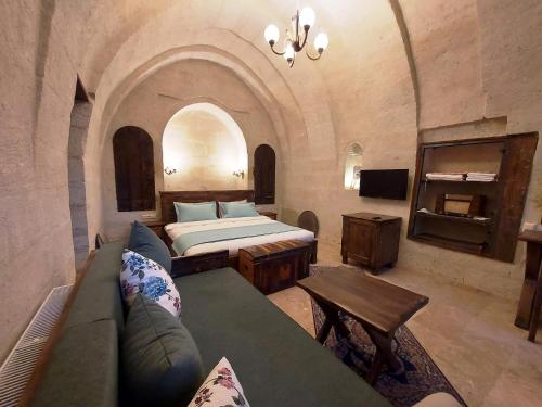 ARMEsos Cave Hotel