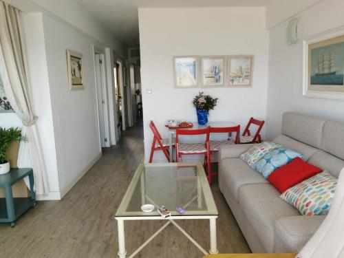 Paseo Maritimo - Fuengirola Promenade Apartment by Rafleys