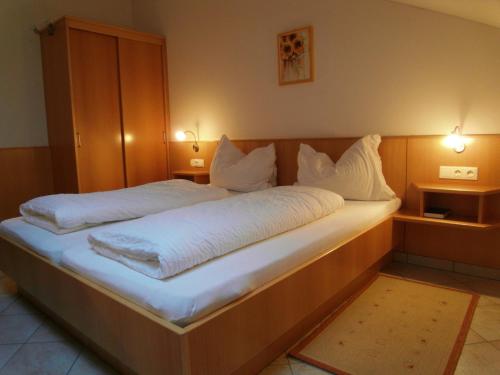 Weinhotel Kirchenwirt in กอลส์