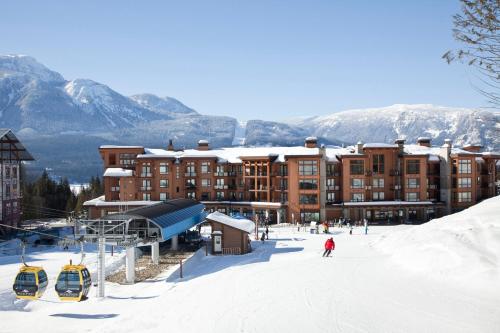 Sutton Place Hotel Revelstoke Mountain Resort