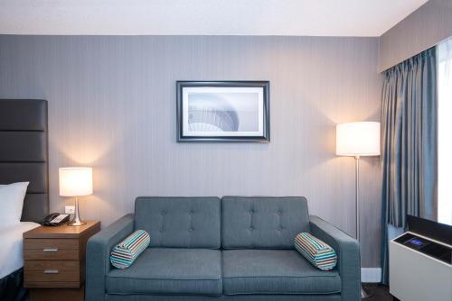 Sandman Signature Calgary Downtown Hotel - image 4