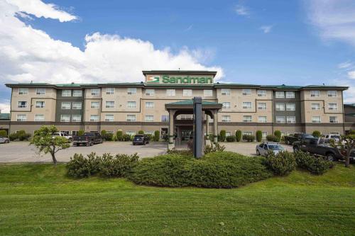 . Sandman Hotel Quesnel