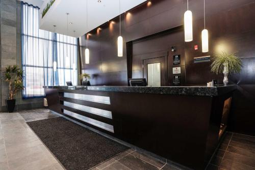 Sandman Hotel & Suites Calgary West