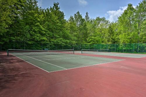 Arrowhead Lake Home with Game Room and Beach Access!