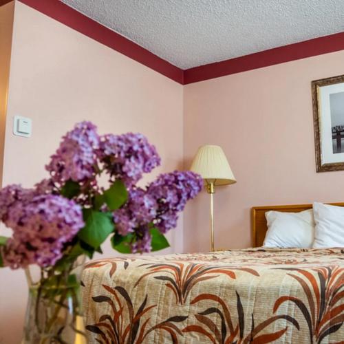 Best Price Inn - image 12