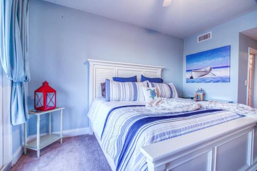 Laketown Wharf 1929 - 2 BD, 2 BA, Best Amenities and Fantastic Location