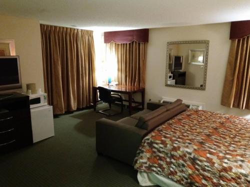 Country Hearth Inn & Suites - Kenton