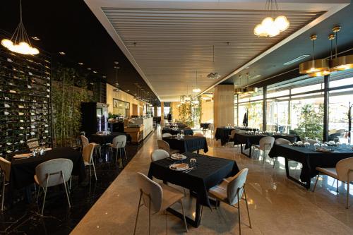 Royal G Hotel and Spa - image 6