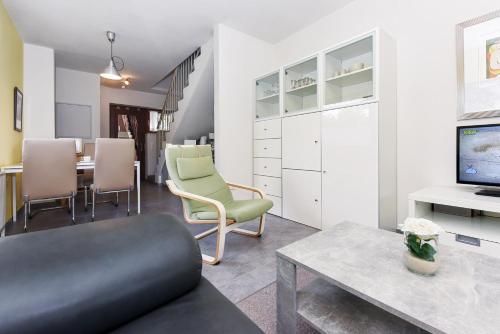 Ferienhaus Fresena - image 5