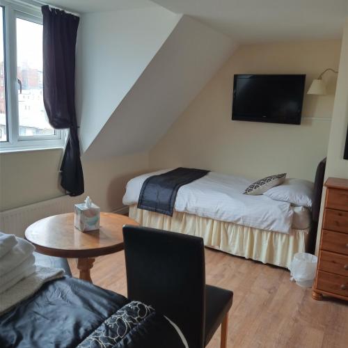 The Wilton Weymouth - image 7