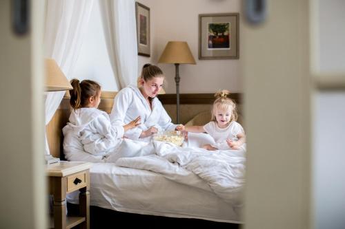 287901561 Art Hotel