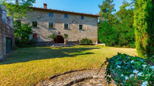 PIEVE DEL BORGO 6&2, Emma Villas - Accommodation - Santa Sofia