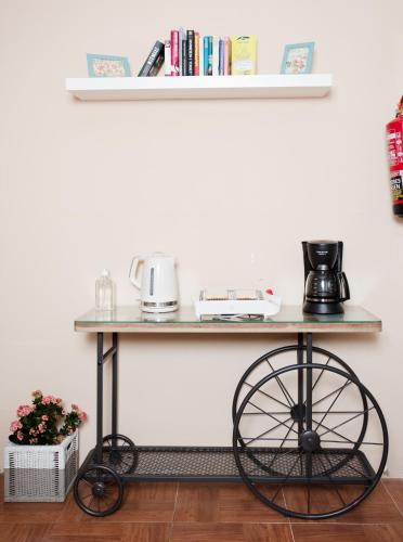 El Nogal Home - image 12