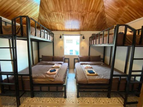 Keree Lakeview Room Type - Family Studio