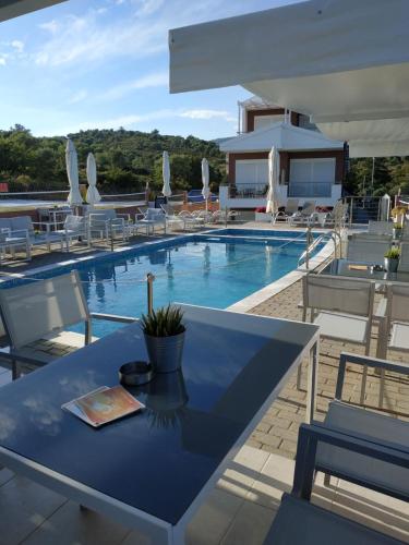 hotel photo