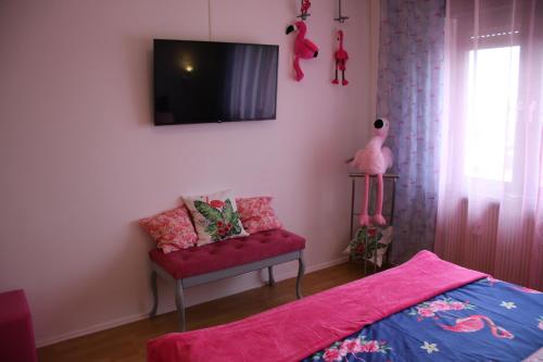 Pink Flamingo Nest - unique design apartment